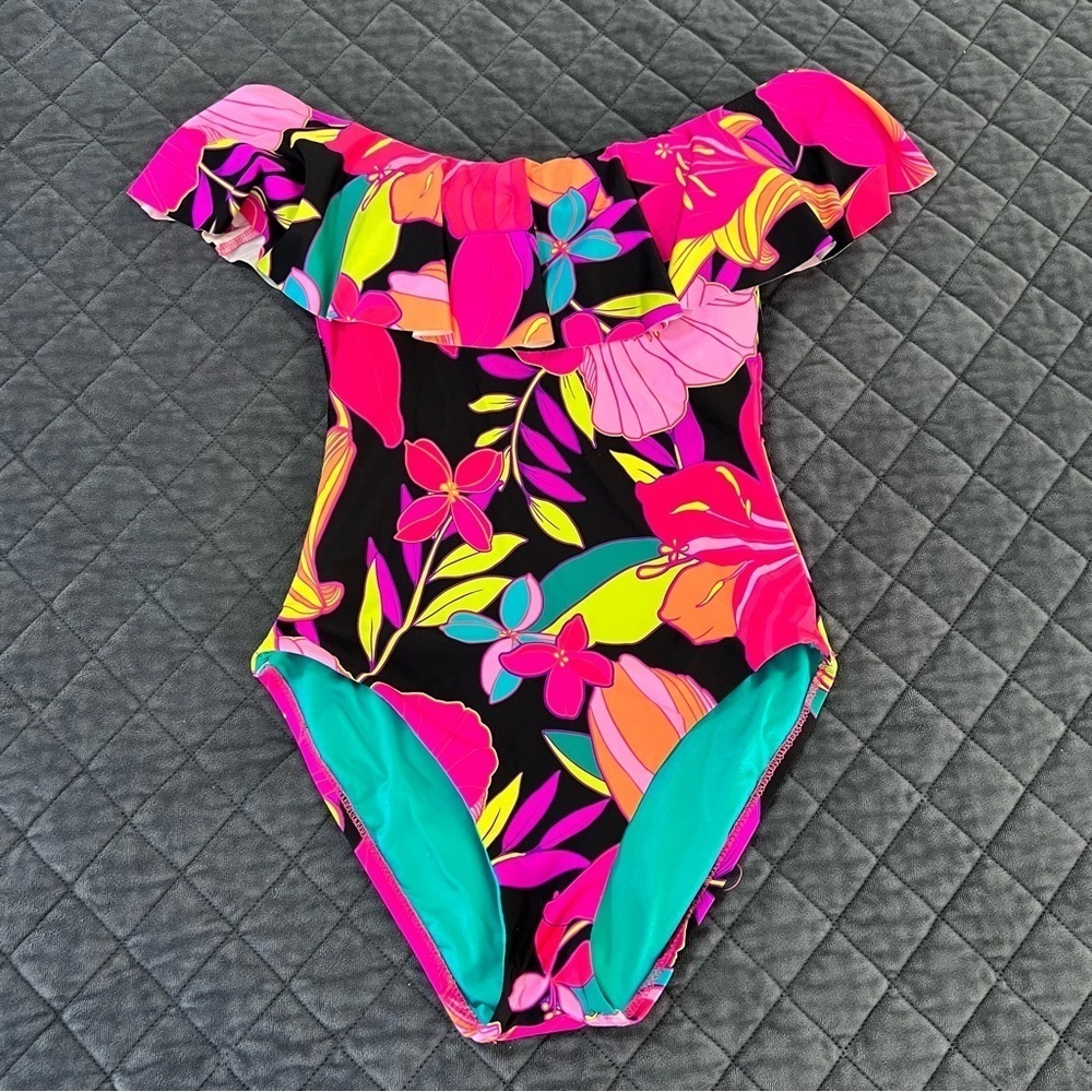 Trina Turk One Piece Swimsuit Womens 6 Solar Ruffled Off The Shoulder Tropical